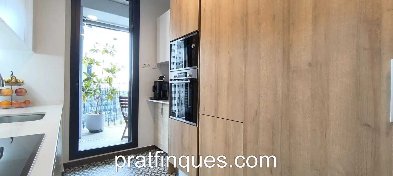 Küche von Wohnung zum Verkauf in L'Hospitalet de Llobregat mit Klimaanlage, Heizung und Parkett