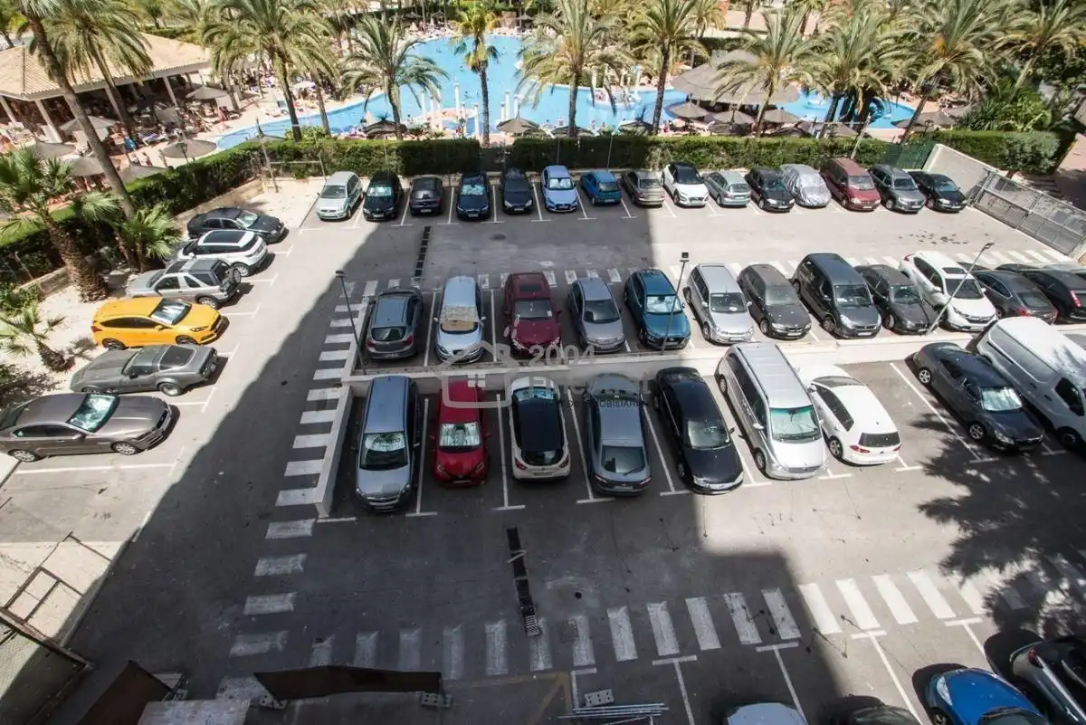 Parking of Study for sale in Benidorm  with Air Conditioner, Terrace and Furnished