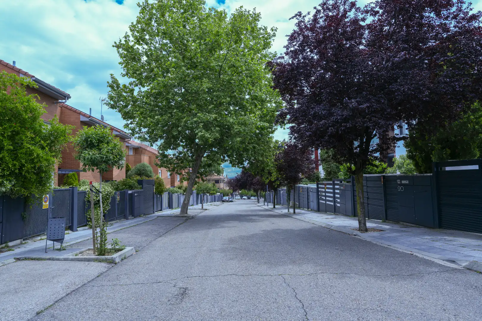 Vista exterior de Casa o xalet en venda en Paracuellos de Jarama amb Calefacció, Jardí privat i Traster