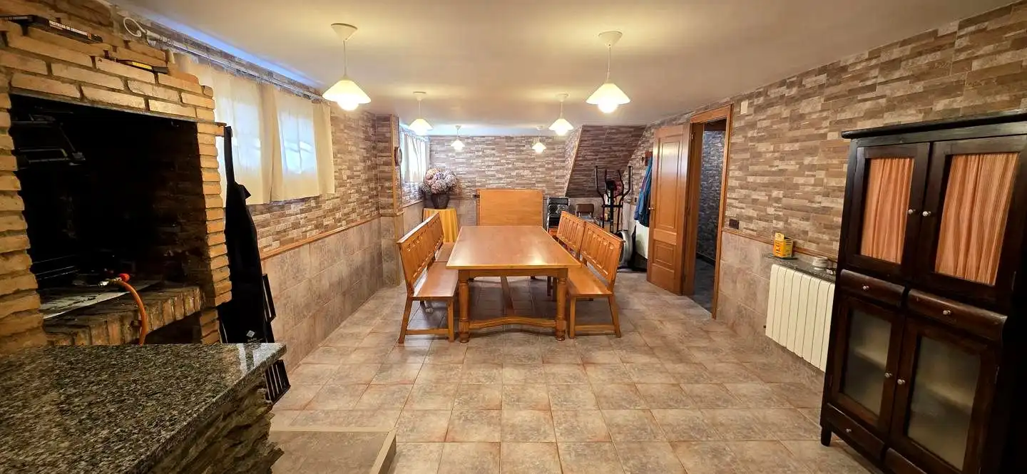 Houses for sale in Valdés - Luarca  with Heating, Private garden and Parquet flooring