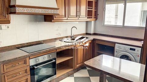 Foto 2 de Piso en venta en Plaza de la Barrera, El Carmen - La Barrera, Lucena