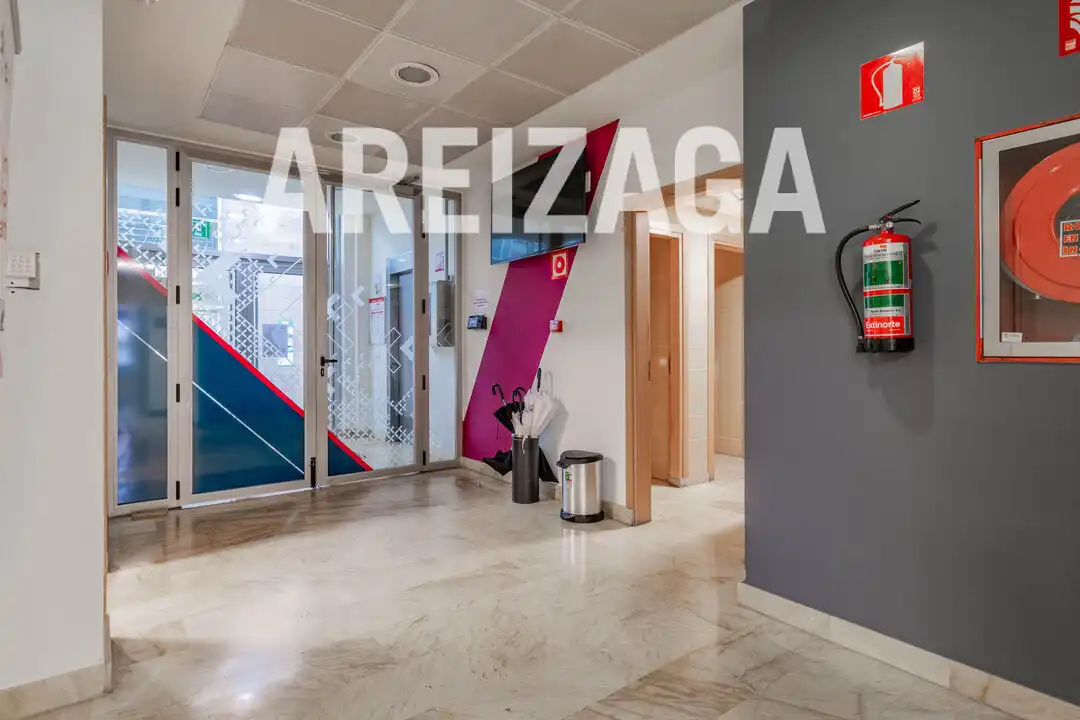 Oficina en venta en Donostia - San Sebastián  con Aire acondicionado y Calefacción