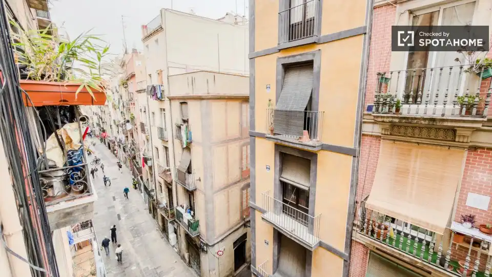 Vista exterior de Piso de alquiler en Barcelona con Aire acondicionado, Calefacción y Amueblado