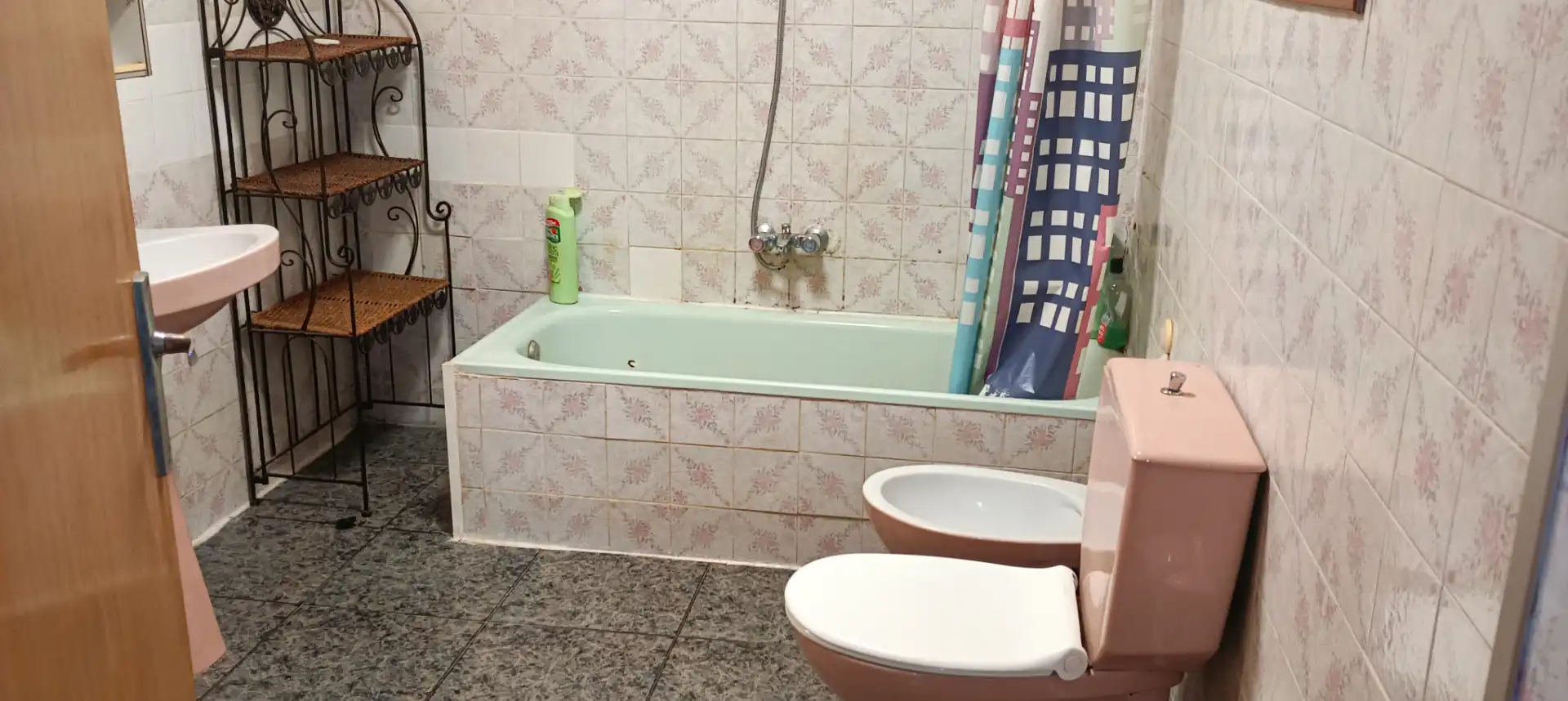 Baño de Casa adosada en venta en Cartagena con Aire acondicionado, Calefacción y Jardín privado