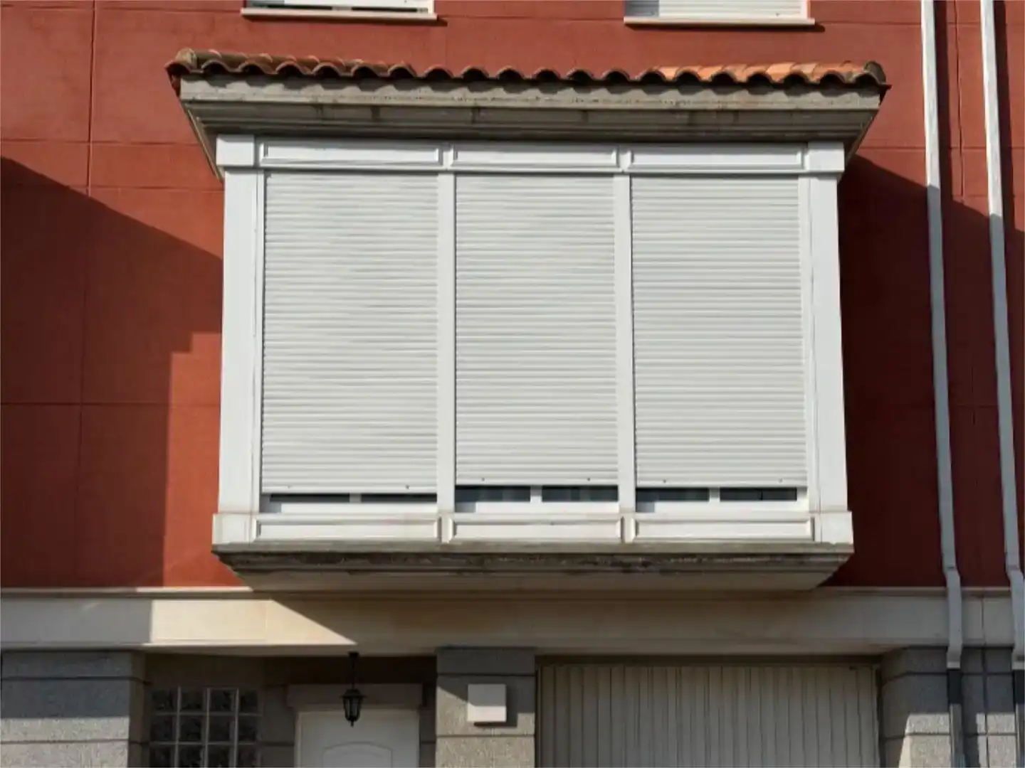 Vista exterior de Casa o chalet en venta en Santa María del Páramo con Balcón
