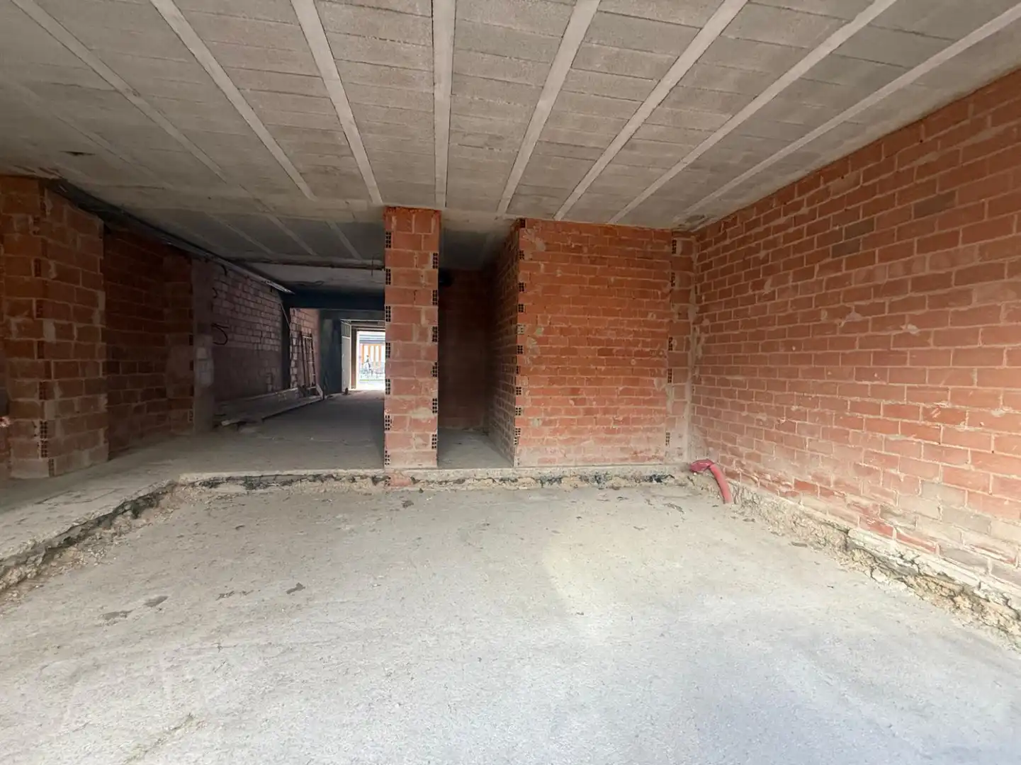 Local comercial en venta en Avilés - Plaza del Carbayedo 21, imagen 4