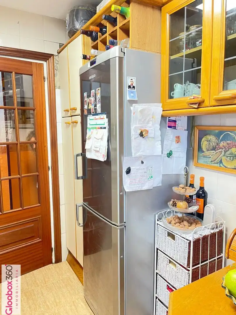 Küche von Wohnung zum Verkauf in Reus mit Heizung, Terrasse und Balkon