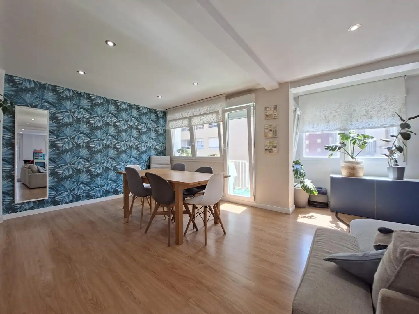Comedor de Piso en venta en Vilagarcía de Arousa con Terraza, Amueblado y Balcón