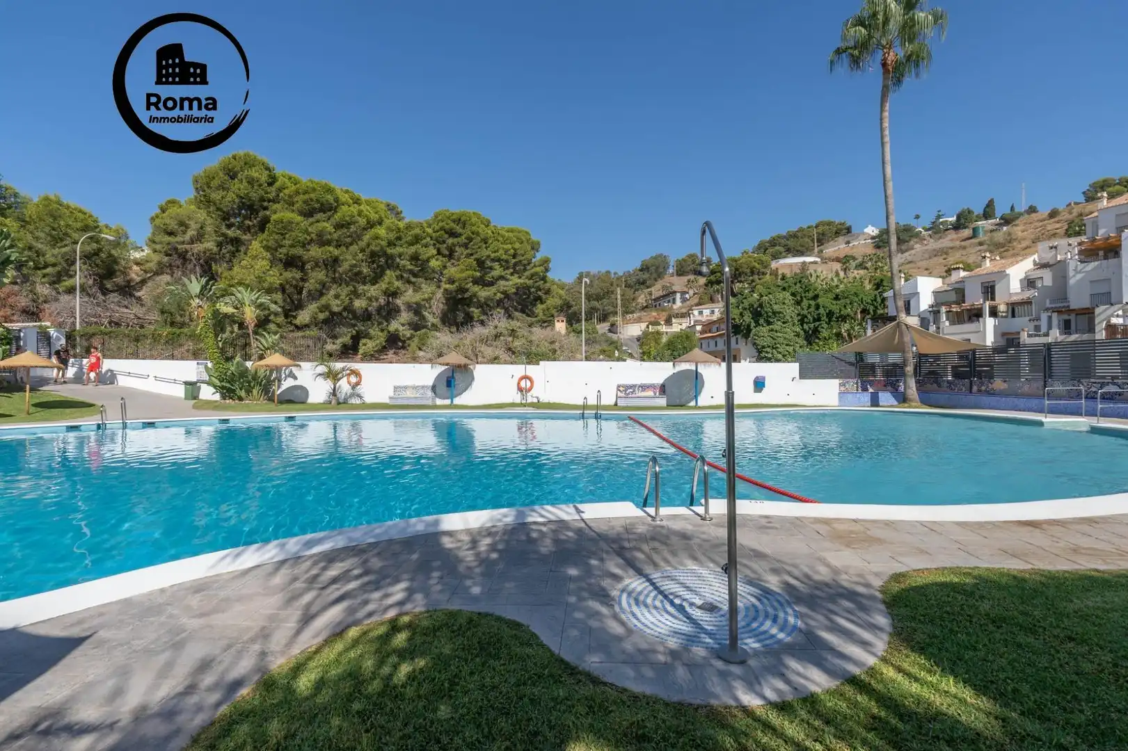 Swimming pool of Houses for sale in Almuñécar  with Community pool