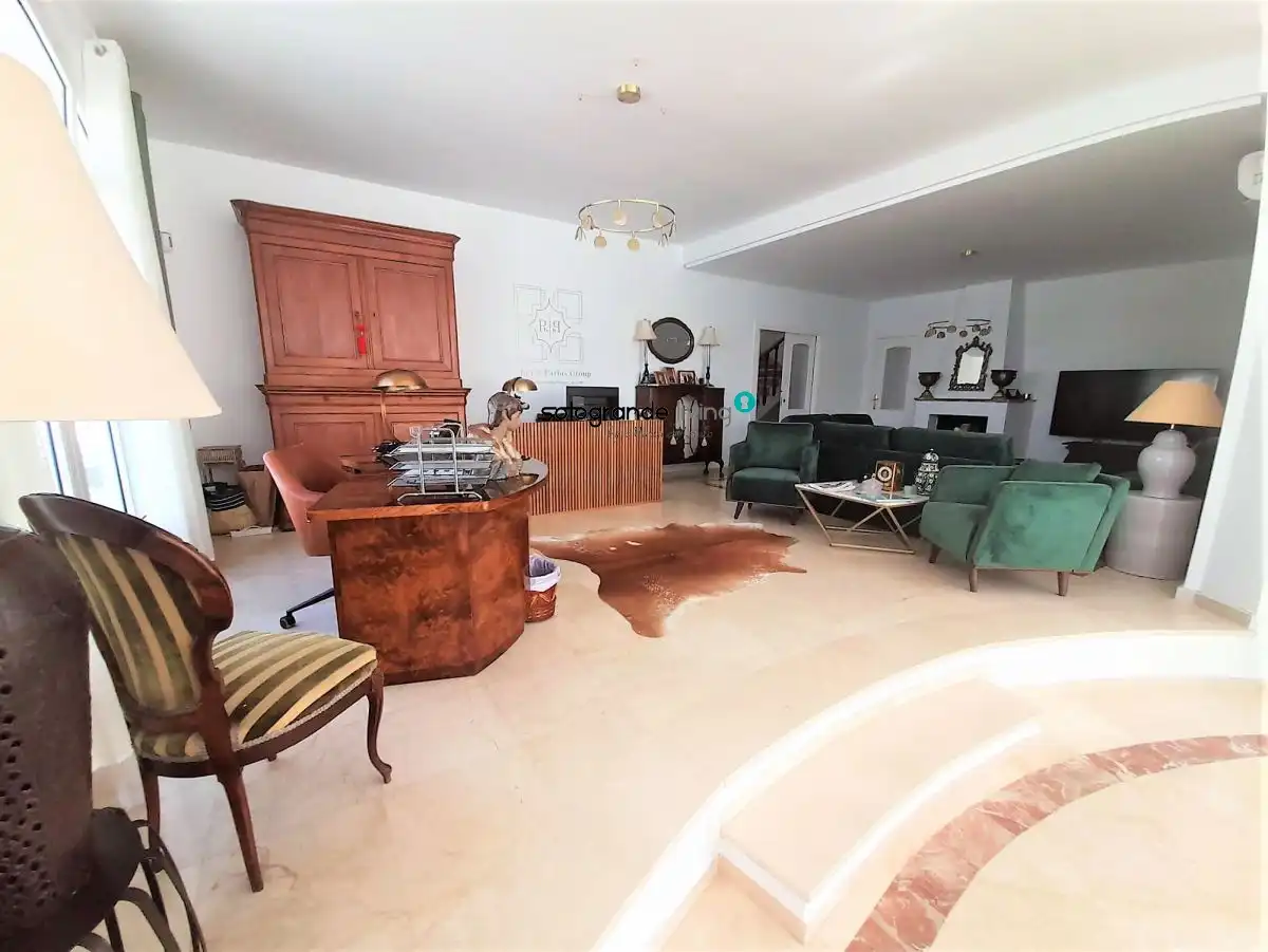 Living room of Houses for sale in La Línea de la Concepción  with Air Conditioner, Private garden and Terrace