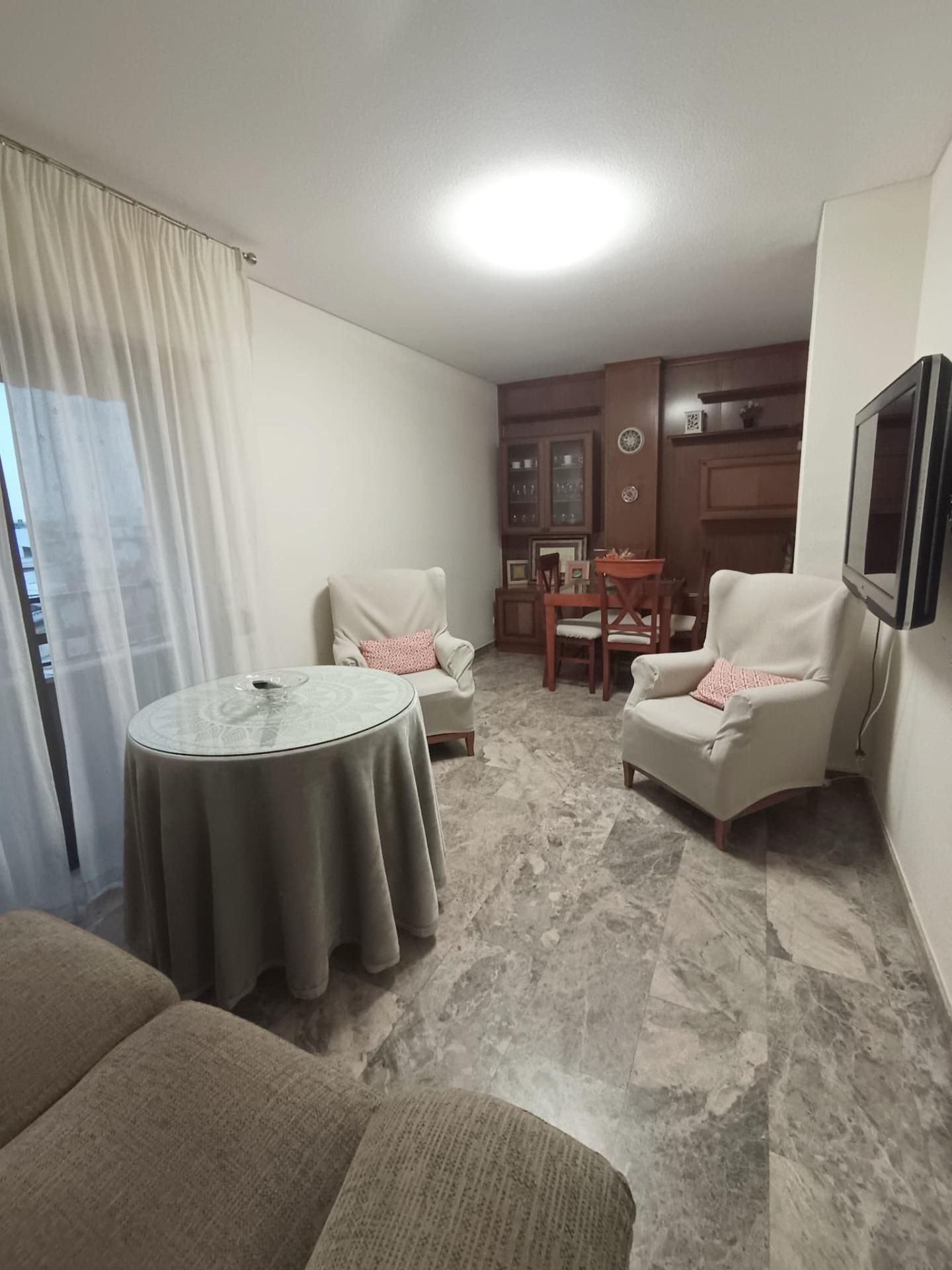 Sala d'estar de Pis de lloguer en  Córdoba Capital amb Aire condicionat, Terrassa i Traster