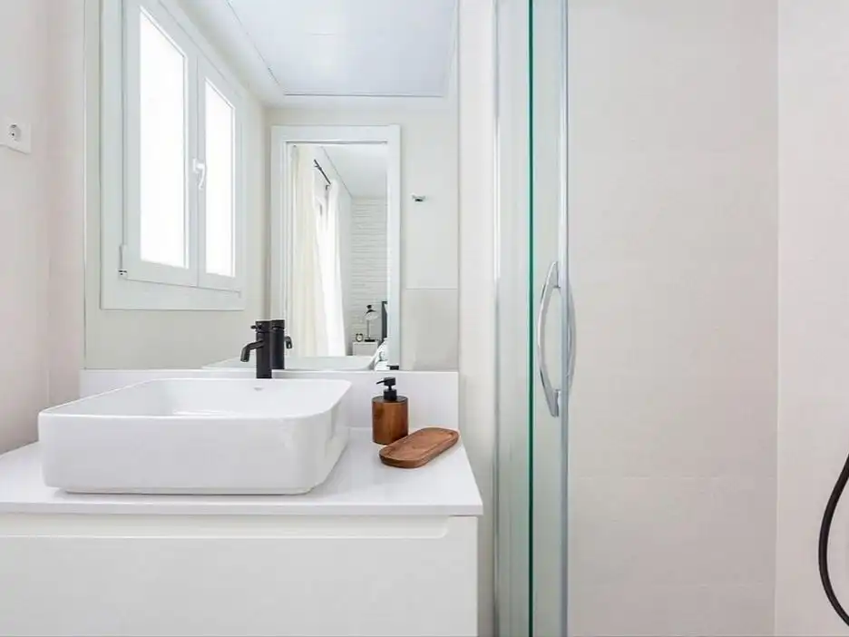 Baño de Apartamento para compartir en Cabo Blanco