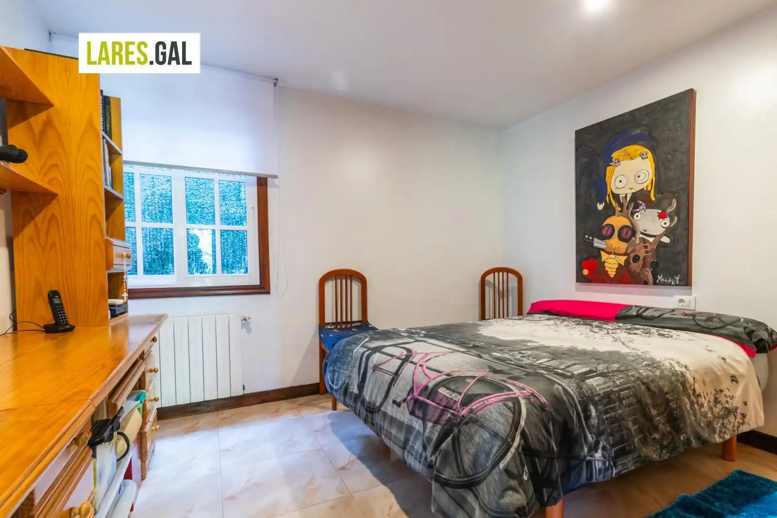Dormitori de Casa o xalet en venda en Cangas  amb Calefacció, Terrassa i Traster