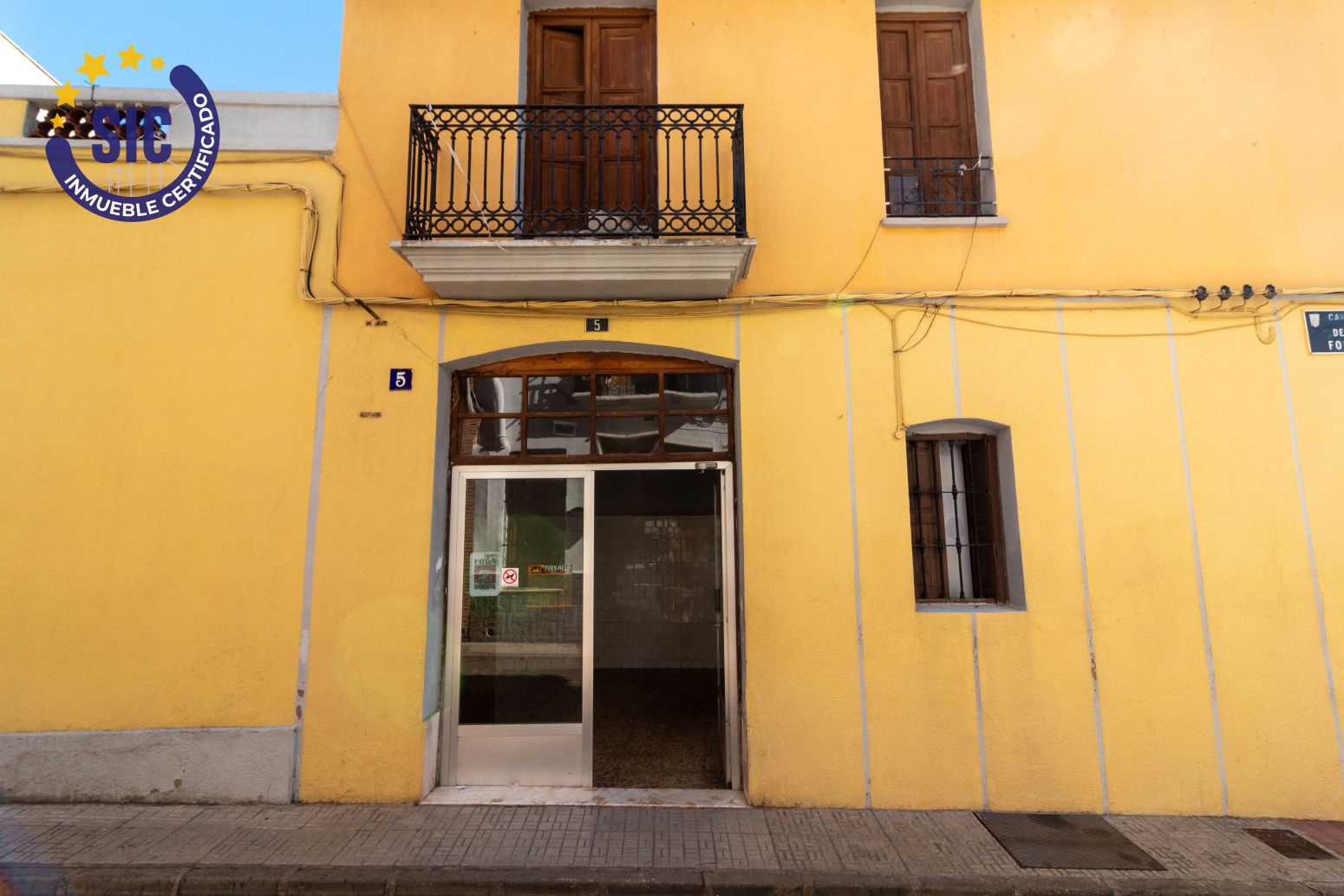 Vista exterior de Casa adosada en venda en Gilet