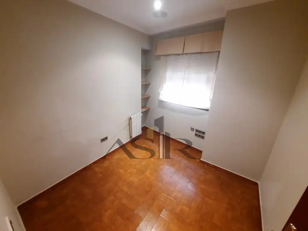 Haus mit Terrasse zur Miete in Casc Urbà, imagen 19
