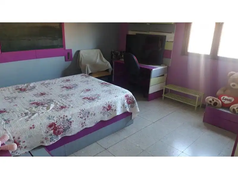 Dormitori de Casa o xalet en venda en Cambados amb Calefacció, Jardí privat i Moblat