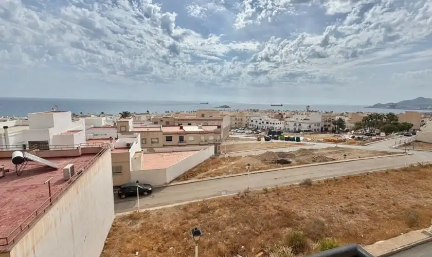 Appartamento con ascensore in vendita a Calle Salvador de Madariaga, imagen 4