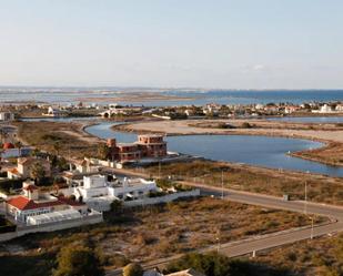 Vista exterior de Àtic en venda en La Manga del Mar Menor amb Terrassa