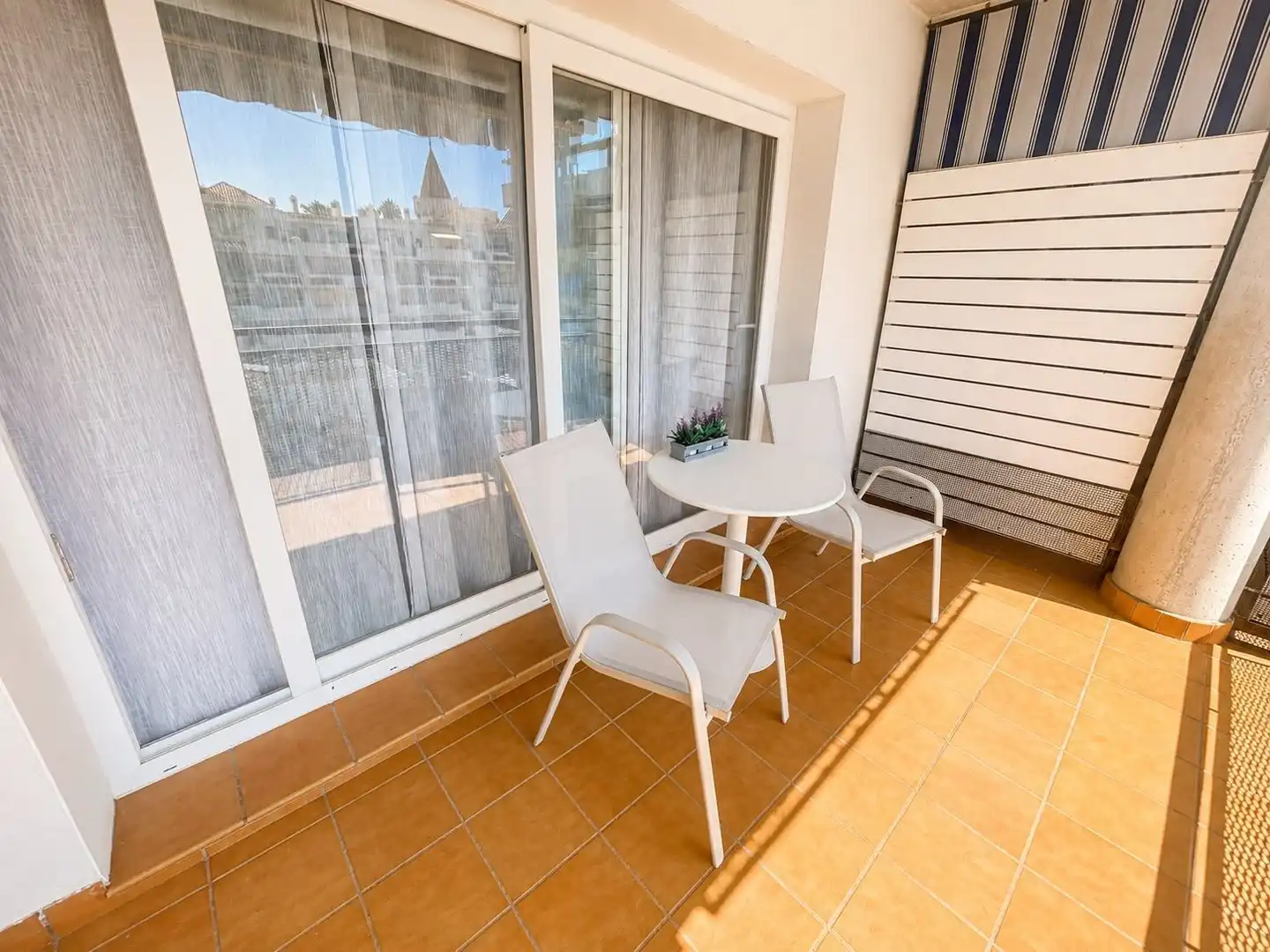 Apartament amb piscina en venda a Puerto Marina 2, imagen 4