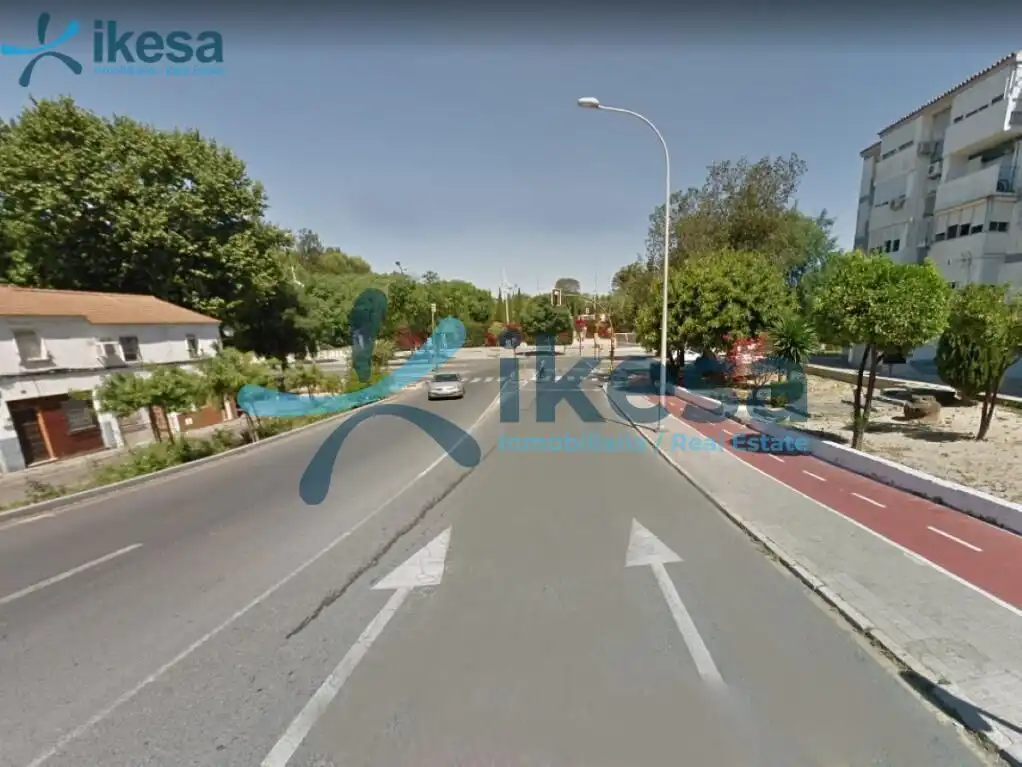 Vista exterior de Garaje en venta en Huelva