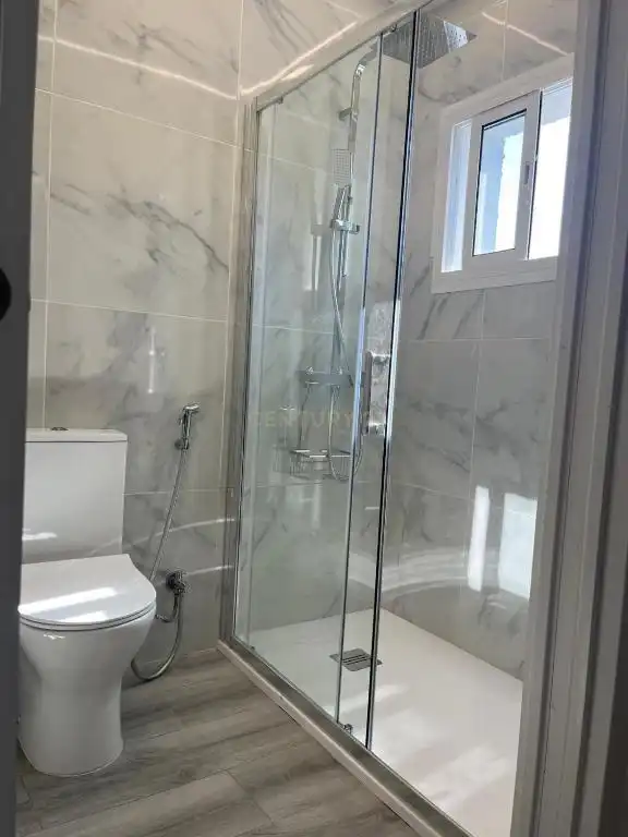 Bathroom of Buildings for sale in Fuengirola
