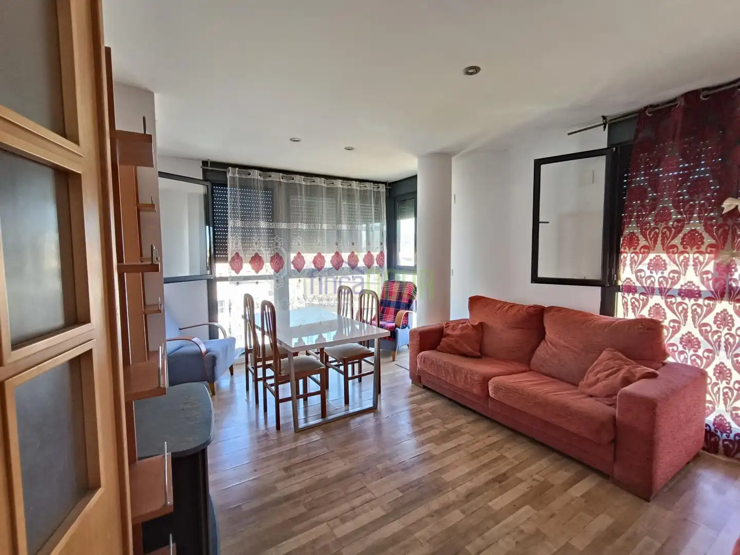 Piso con ascensor en venta en Sur, imagen 3