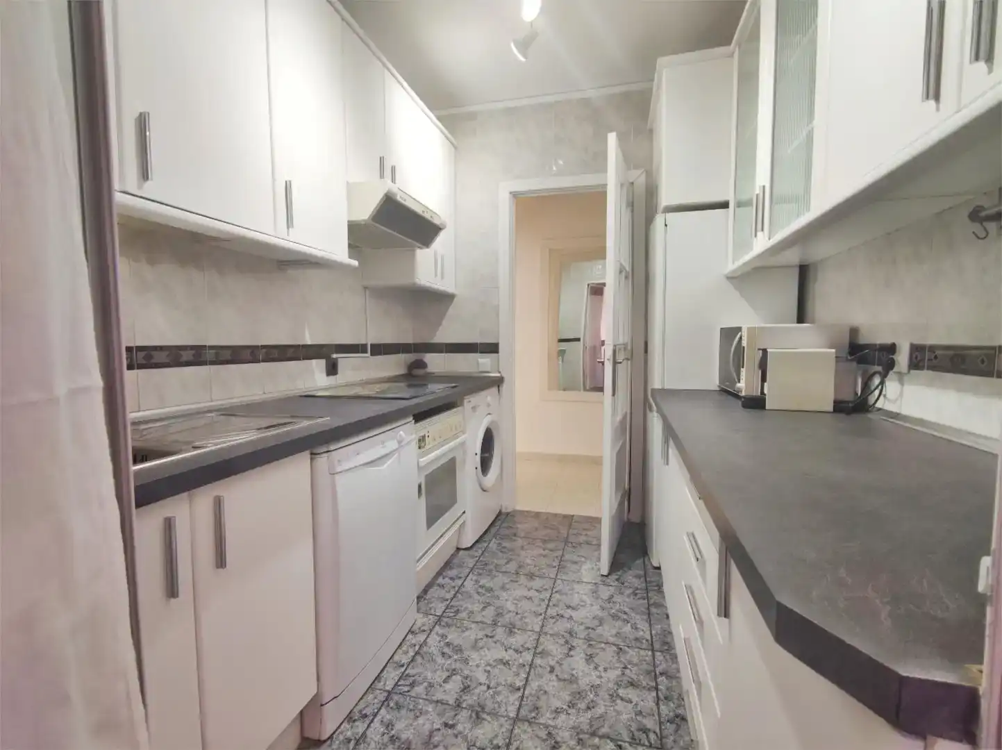 Kitchen of Flat for share in Getafe  with Furnished, Oven and Washing machine