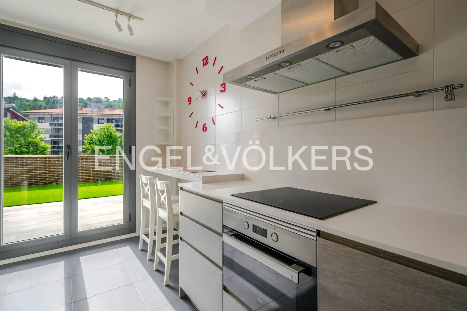 Cocina de Piso en venta en Astigarraga con Calefacción, Jardín privado y Terraza