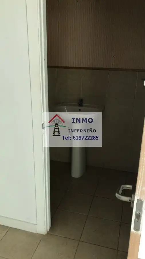Business premises to rent in A Malata - Catabois - Ciudad Jardín, imagen 10