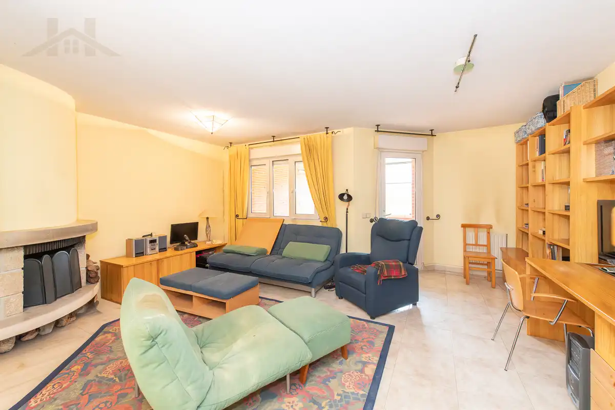 Sala de estar de Casa o chalet en venta en Colmenar Viejo con Aire acondicionado, Terraza y Trastero