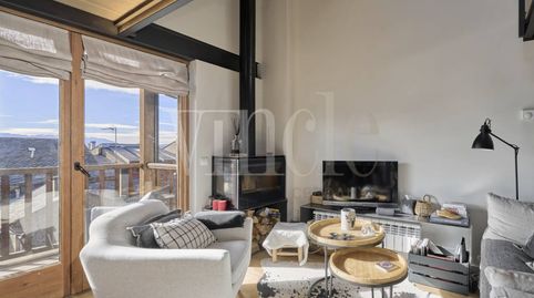 Photo 5 of Single-family semi-detached for sale in Calle Julia Lybica, Llívia, Girona