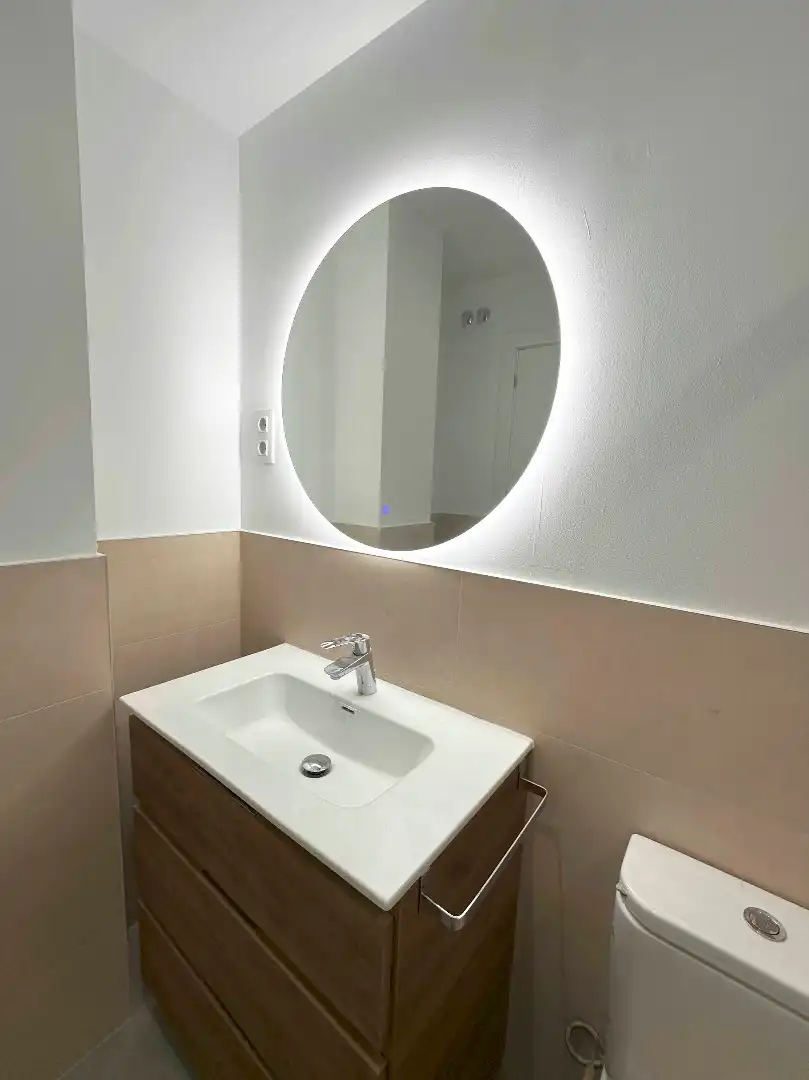 Bany de Loft de lloguer en Madrid amb Aire condicionat, Calefacció i Forn