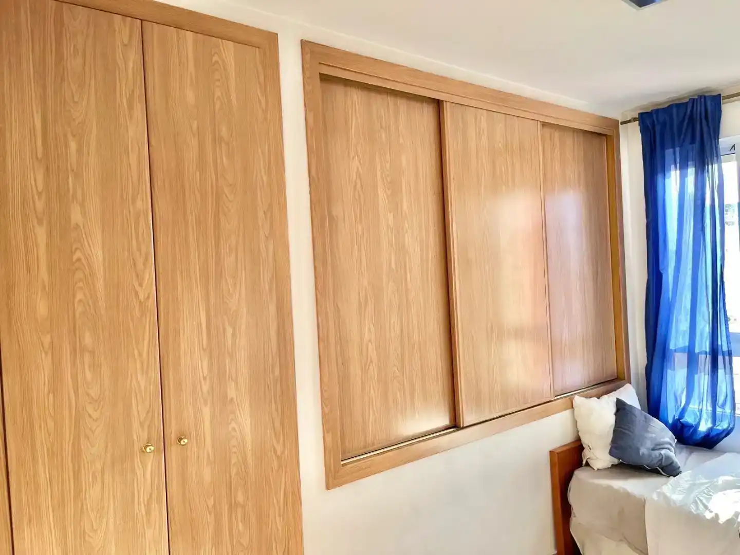 Schlafzimmer von Maisonette zur Miete in  Valencia Capital mit Klimaanlage und Balkon