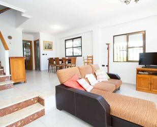 Sala d'estar de Apartament per a compartir en Sueca amb Terrassa