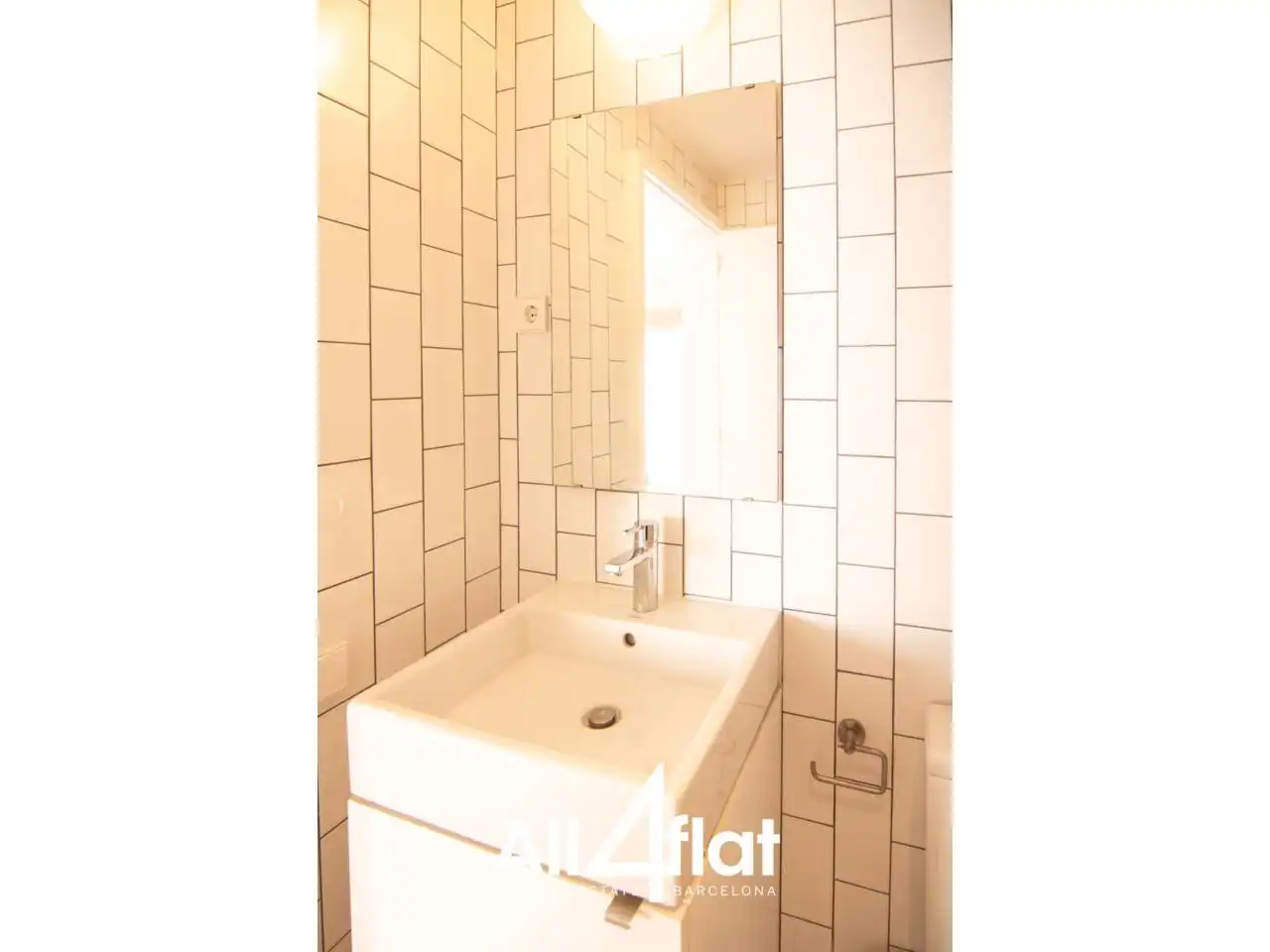 Bathroom of Flat for rent in Sant Pere de Ribes  with Air Conditioner and Terrace