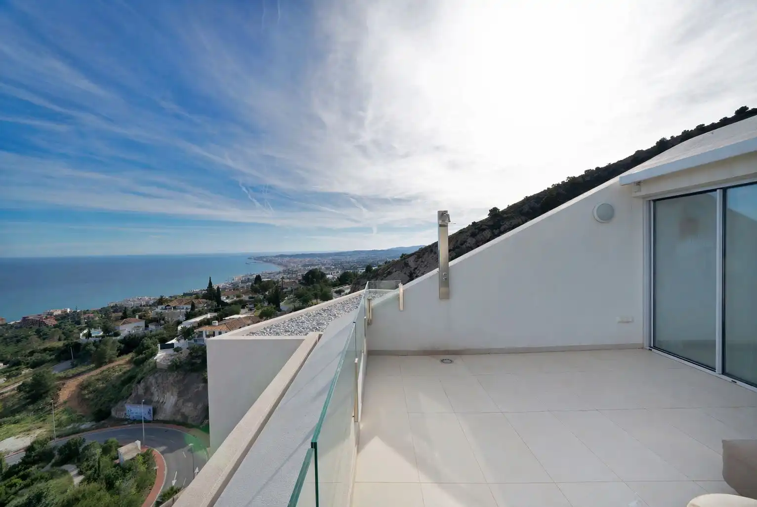 Terraza de Ático en venta en Benalmádena con Jardín privado, Alarma y Piscina comunitaria