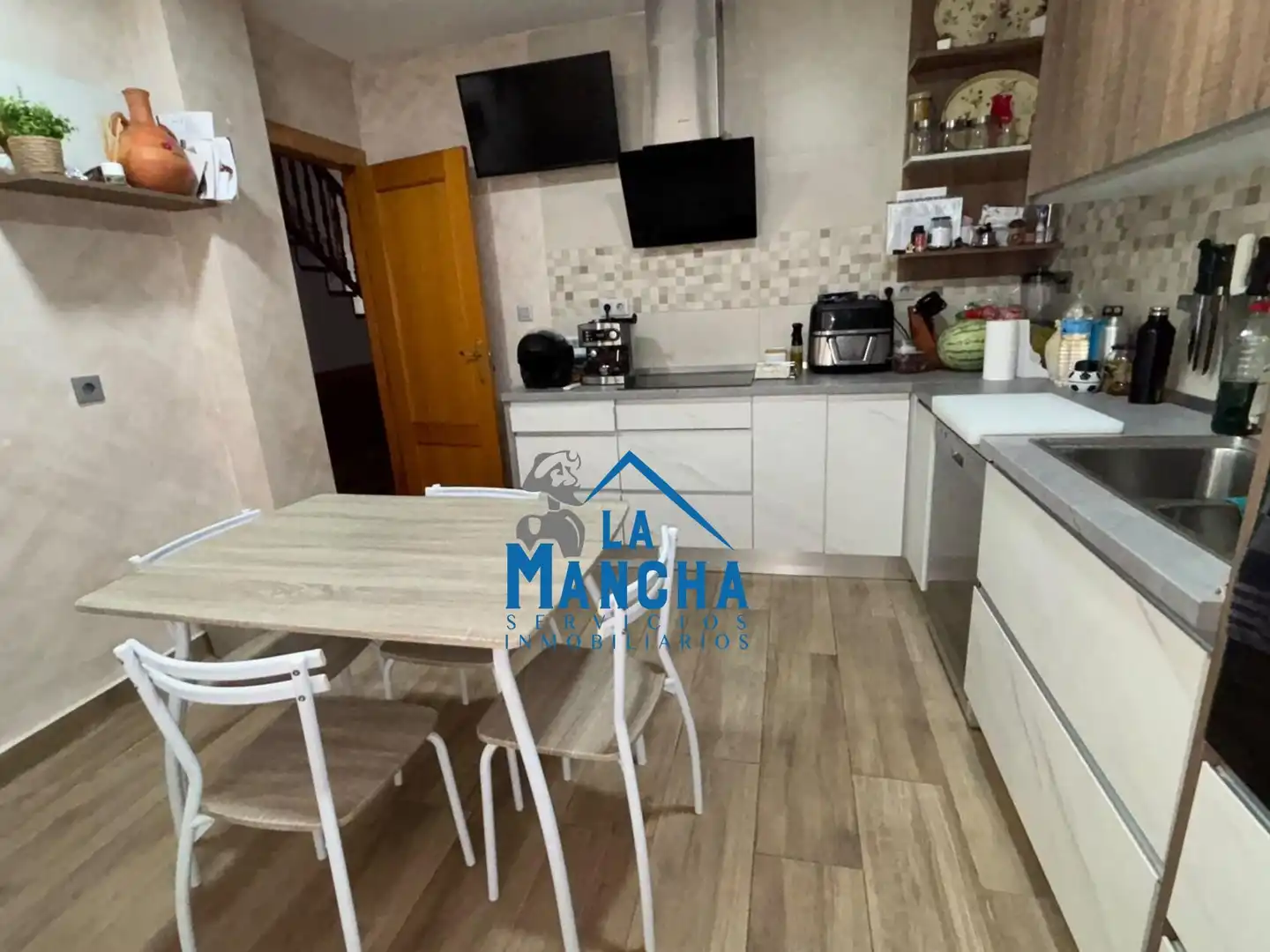 Cocina de Casa adosada en venta en Albacete con Aire acondicionado, Calefacción y Terraza
