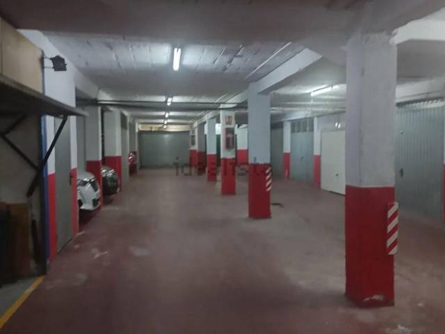 Garaje en Venta en Barrio de Ciudad Jardín