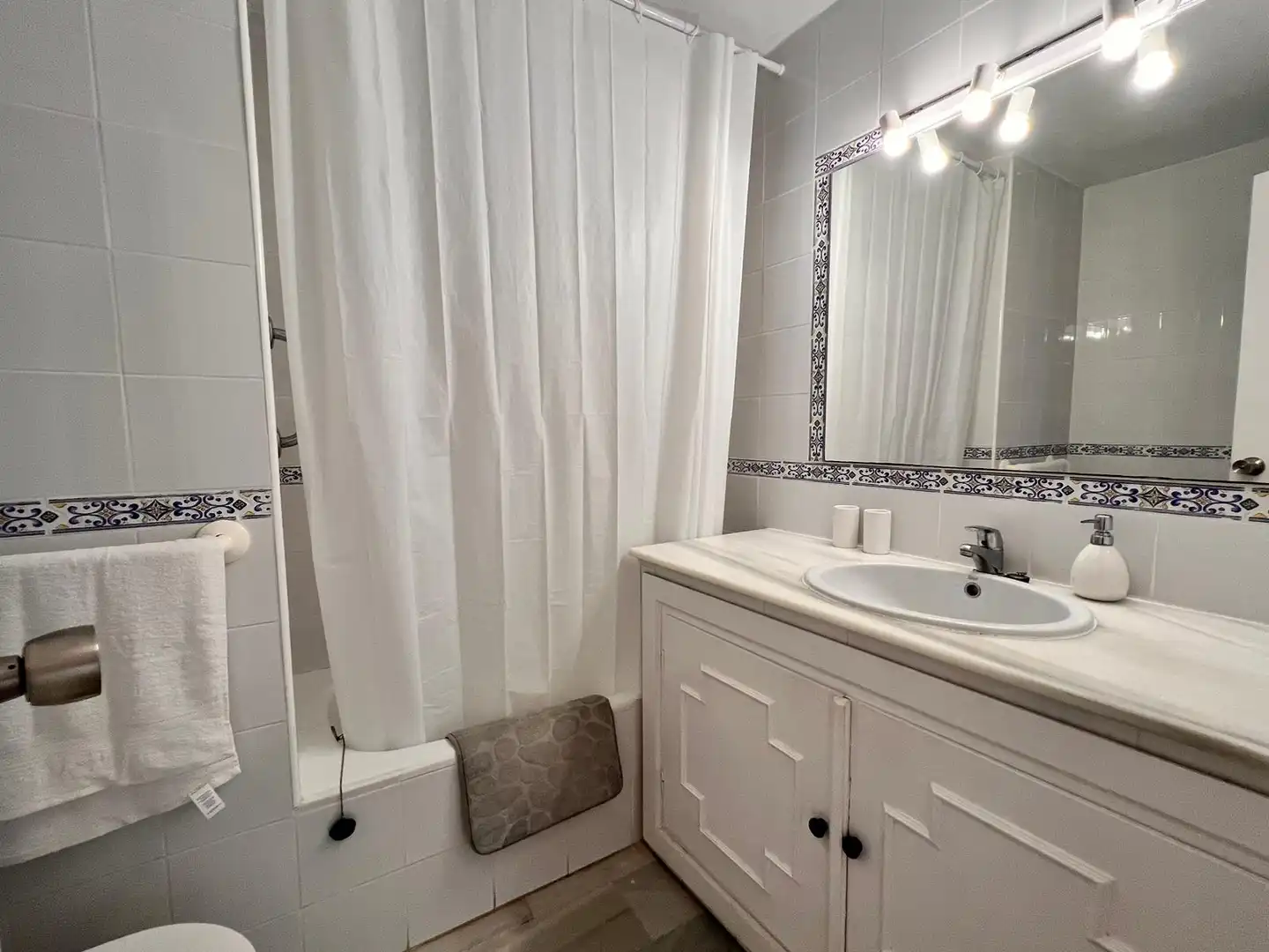 Apartamento de alquiler en Mar de Calahonda, 3, Calahonda