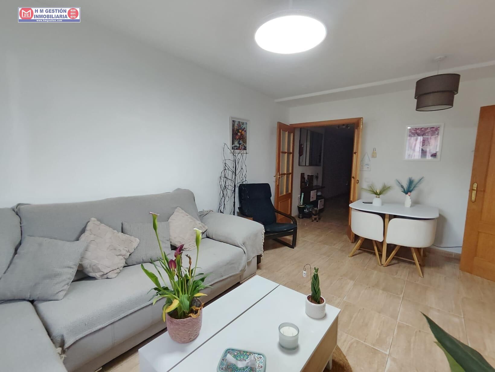 Living room of Planta baja for sale in Alcázar de San Juan  with Air Conditioner, Heating and Community pool