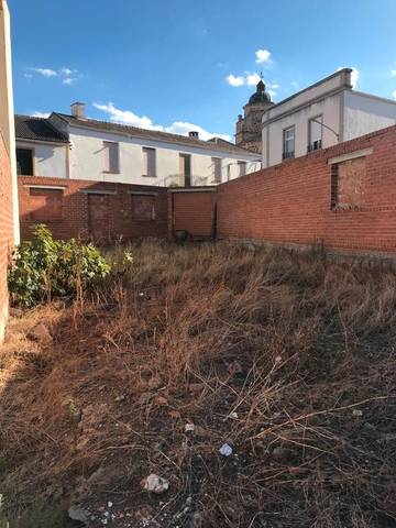 Terreno residencial en Venta en Calle Julio Coello, 1 en Alcolea de Calatrava