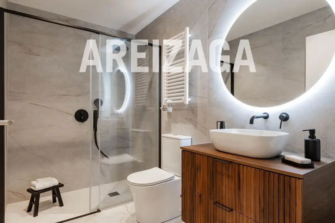 Piso en venta en Karlos I.a Hiribidea carlos, 30, Amara
