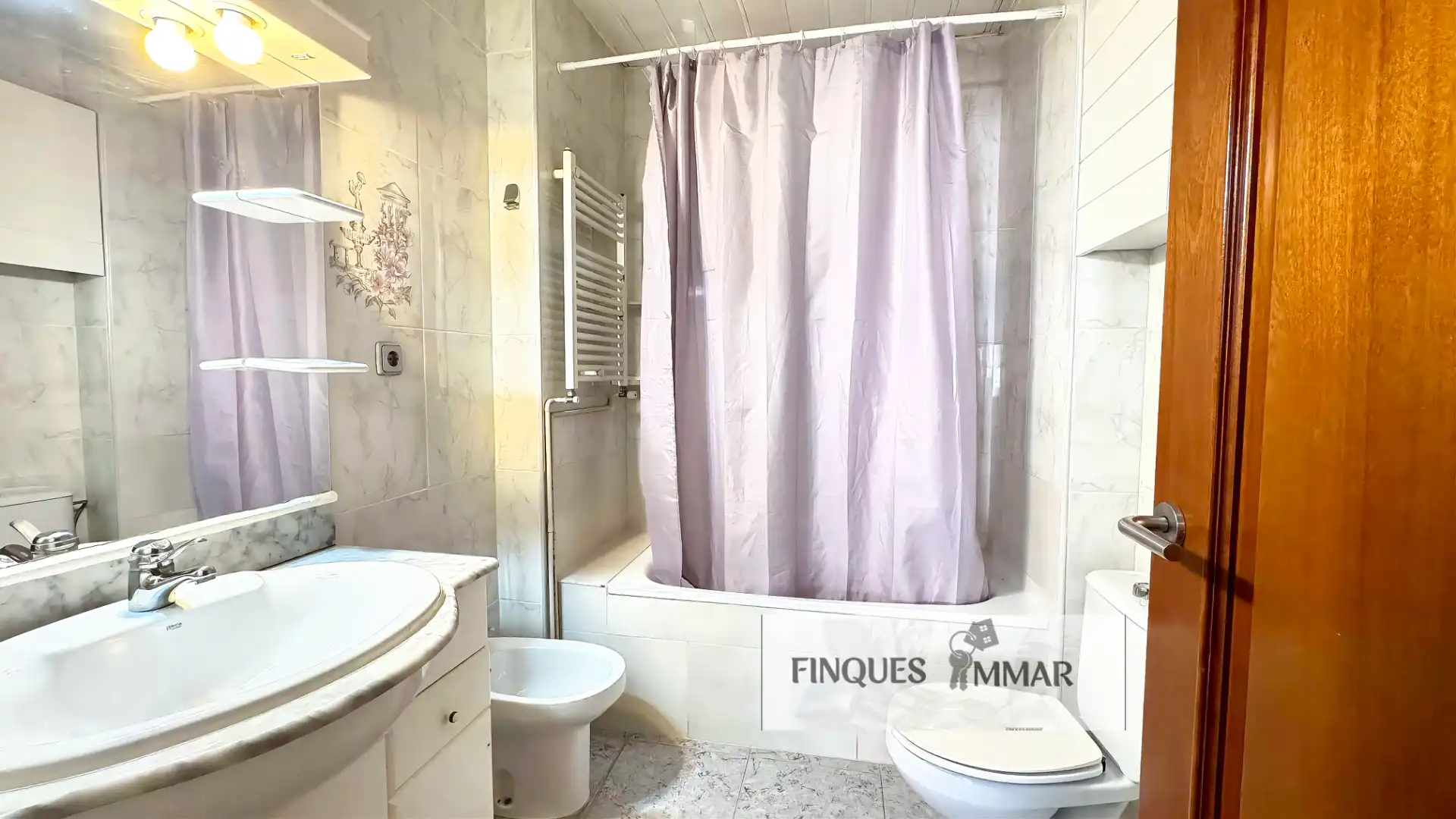 Baño de Piso en venta en Terrassa con Calefacción y Balcón