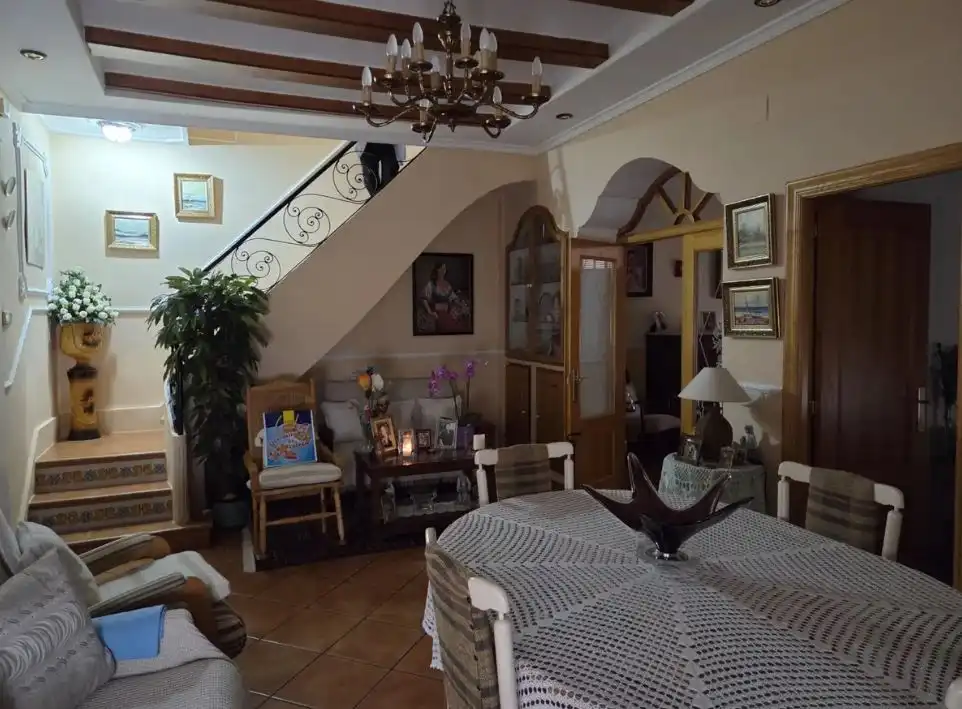 Houses for sale in Polinyà de Xúquer  with Furnished