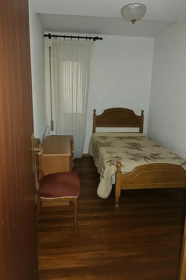 Habitación de Piso en venta en A Pontenova   con Calefacción, Amueblado y Lavadora