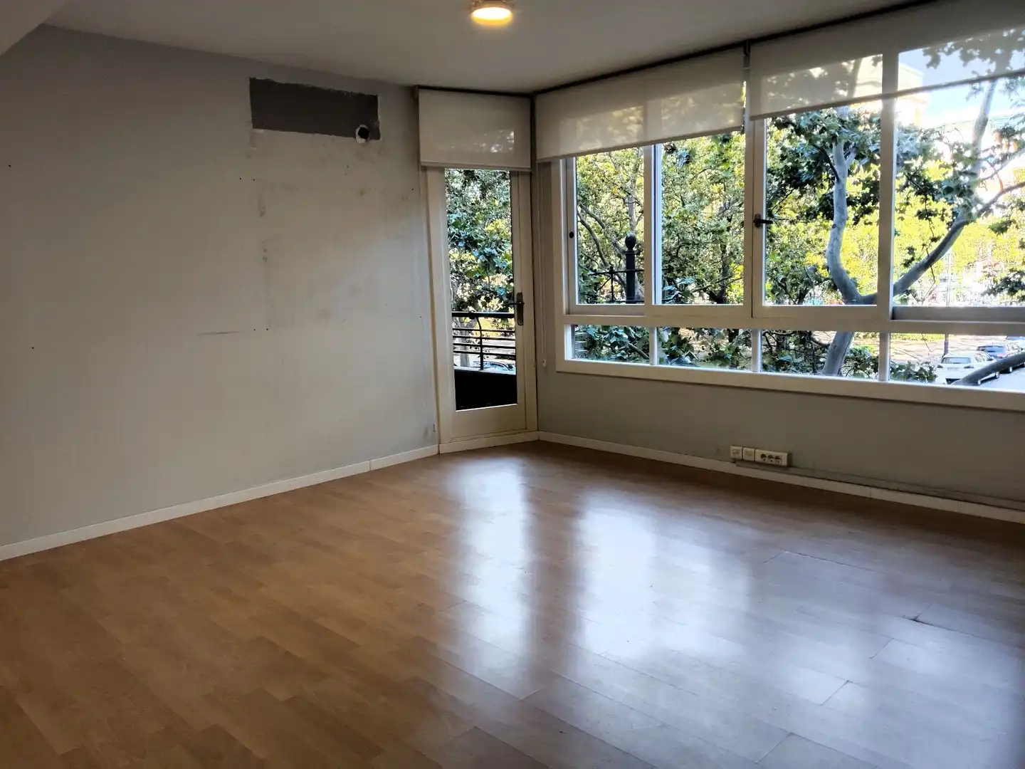 Habitación de Oficina de alquiler en Valencia