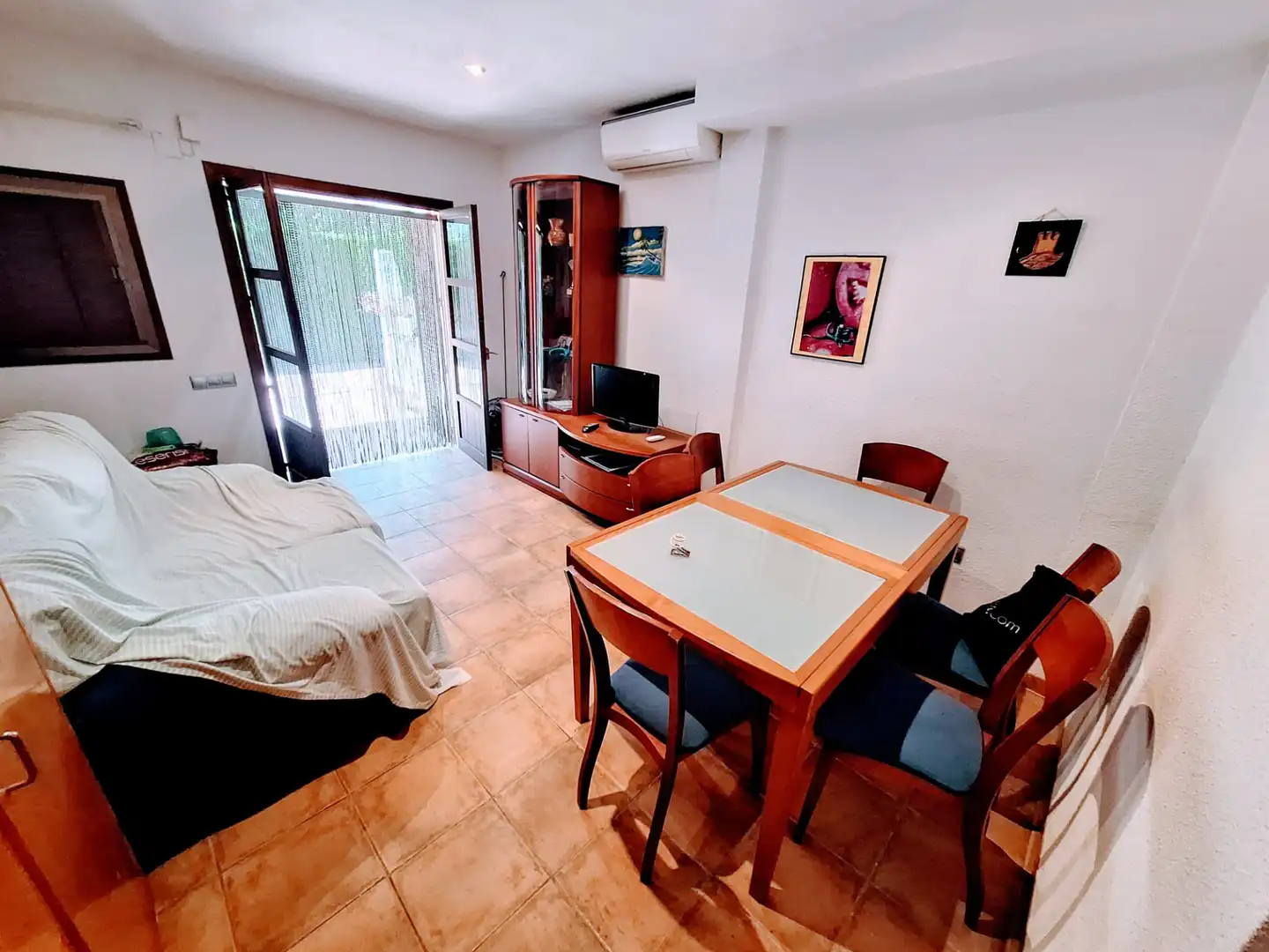 Sala de estar de Casa adosada en venta en Benicasim / Benicàssim con Terraza, Amueblado y Balcón