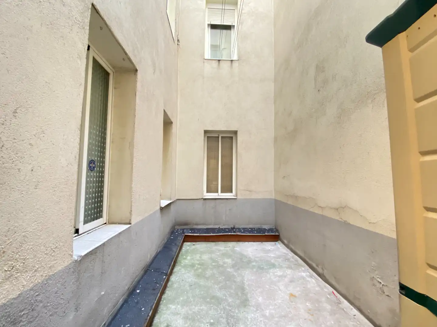 Vista exterior de Piso en venta en Madrid con Aire acondicionado y Calefacción