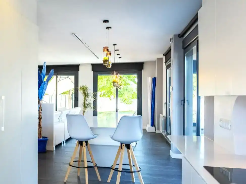 Dining room of Flat for sale in Boadilla del Monte  with Air Conditioner, Private garden and Parquet flooring