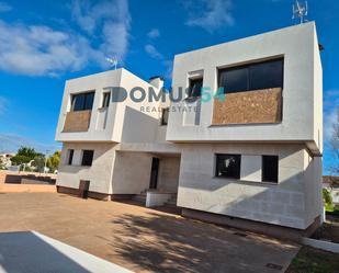 Exterior view of Single-family semi-detached for sale in Alcúdia  with Air Conditioner, Heating and Private garden